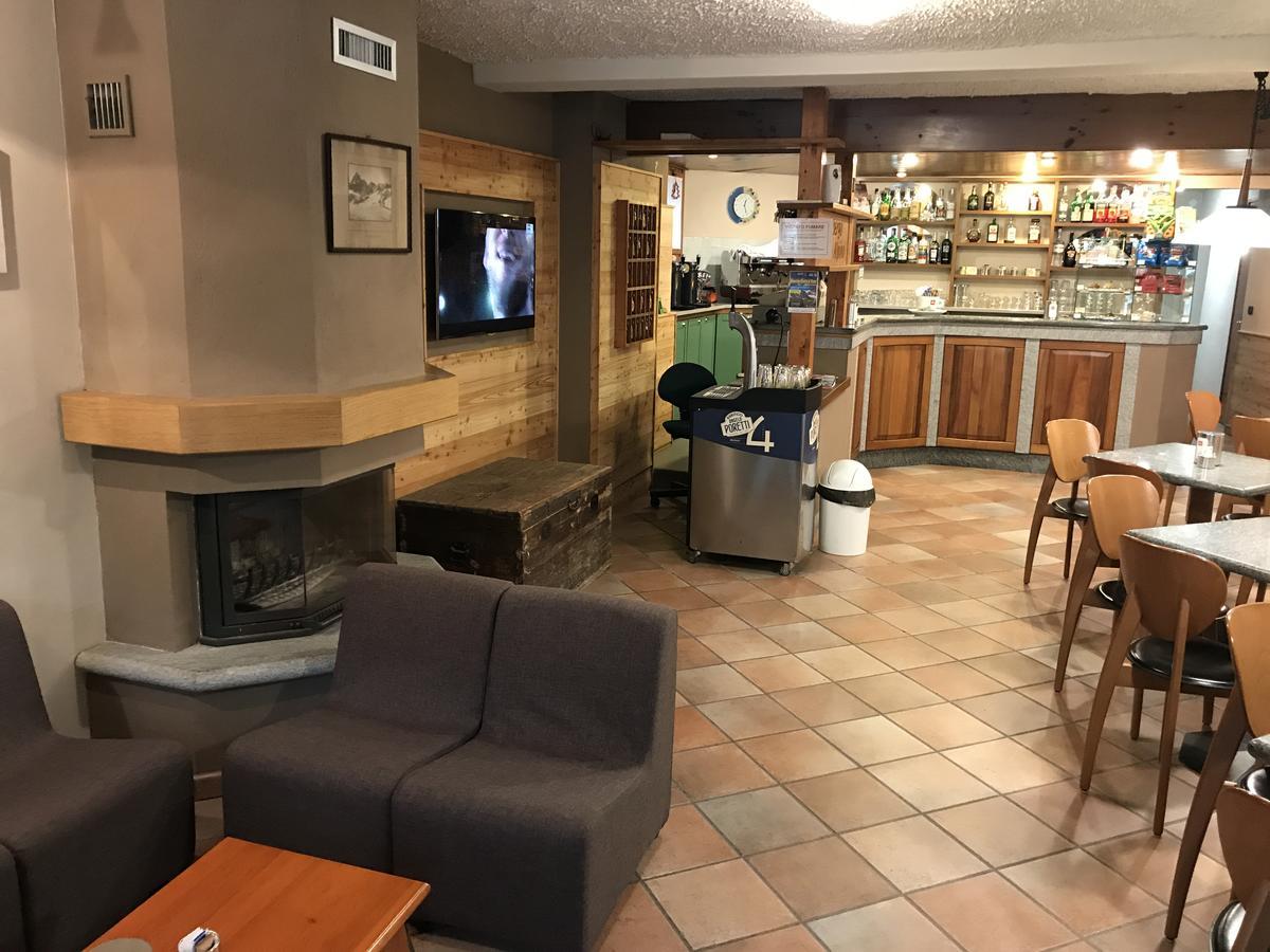Albergo Club Alpino クリッソーロ エクステリア 写真